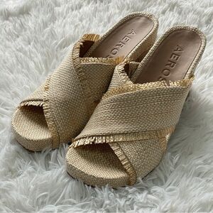 AEROSOLES Natural Tan Woven Crossband Slide Sandals